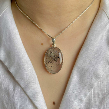 Dive Into Luxury: Discover The Allure Of Super Seven Jewelry